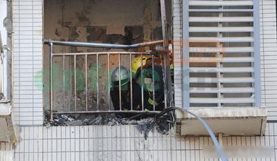 西安一高層21樓住戶突發(fā)天然氣泄漏爆燃事故