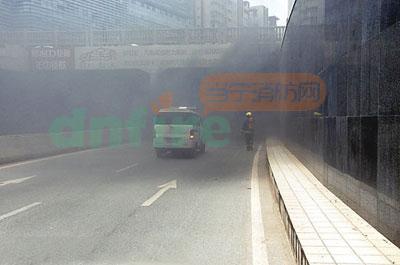 南寧發(fā)生首起隧道火災 逃生及時未造成人員傷亡