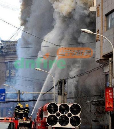 延安國(guó)貿(mào)大廈12個(gè)小時(shí)大火 造成3死21傷