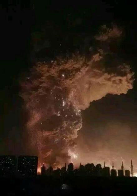 爆炸場面