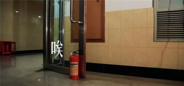 滅火器成精了！這又是哪一出戲？