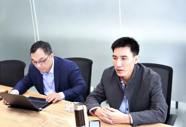 海鷹股份孫總與當(dāng)寧消防老村長