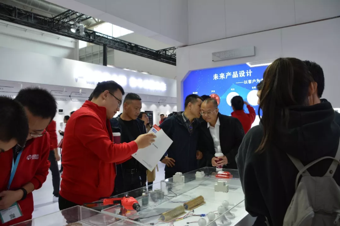 鼎信消防亮相第十八屆中國國際消防展 第二代二線制震撼全場