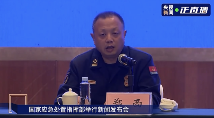 MU5735墜機，消防出動七百余人參與搜救