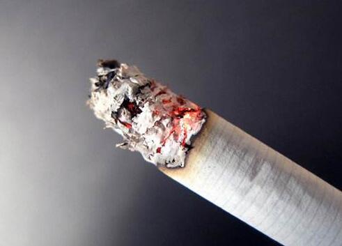 煙頭中心溫度可達多少度